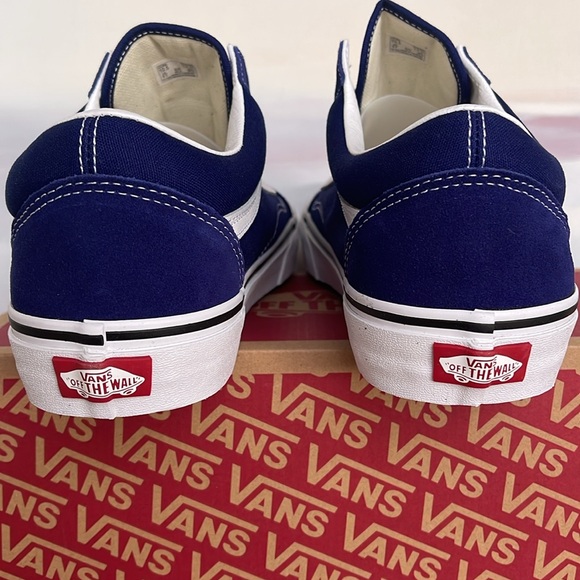 Vans WMNS Old Skool
Color Theory Beacon Blue
VN0005UFBYM
Sneakers - Picture 14 of 16